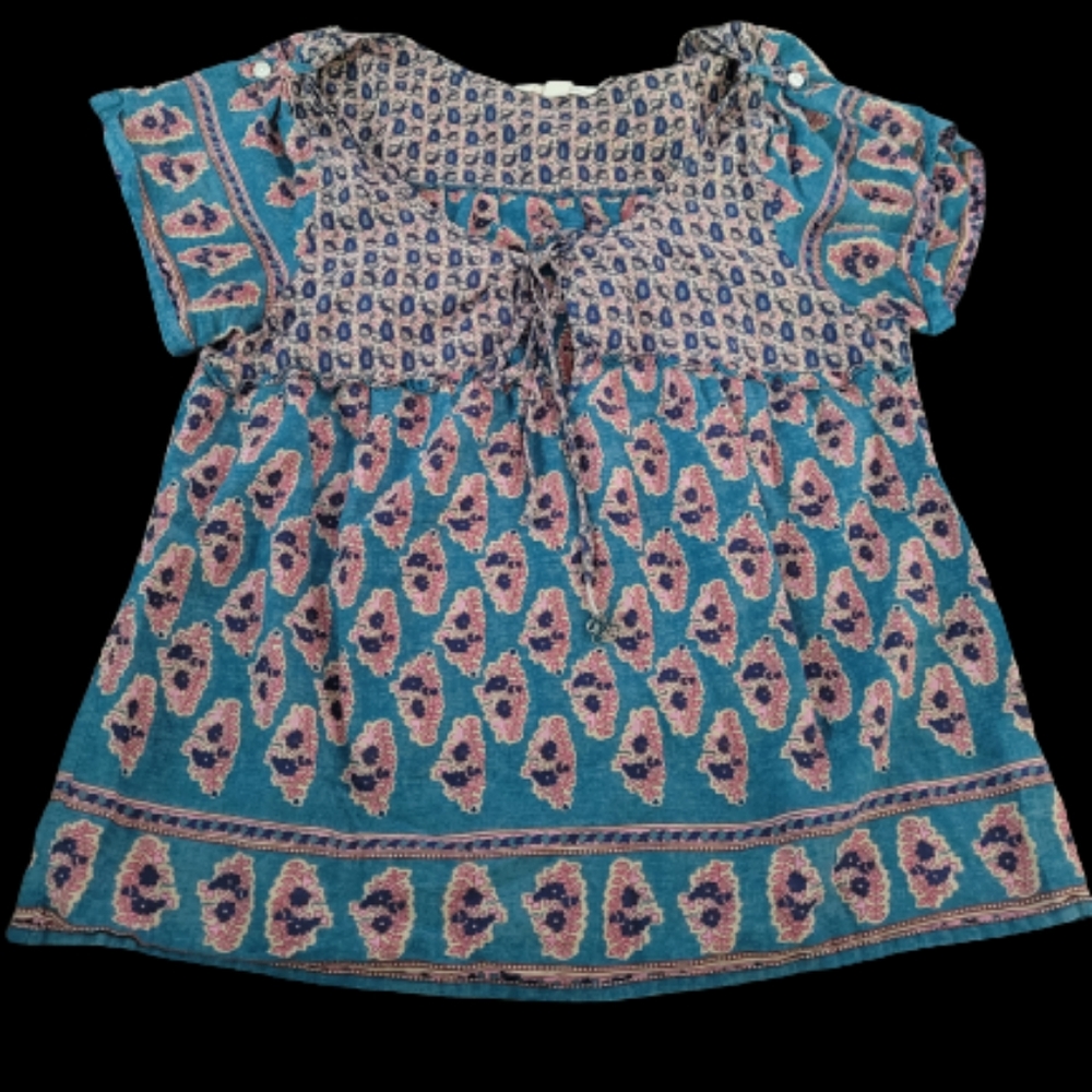 Woman's babydoll blouse